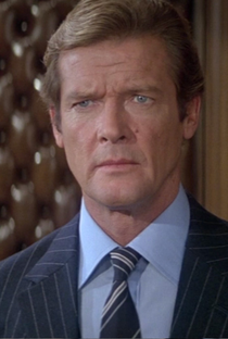 Roger Moore (I) - Poster / Capa / Cartaz - Oficial 6