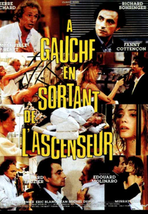 À gauche en sortant de l'ascenseur (À gauche en sortant de l'ascenseur)