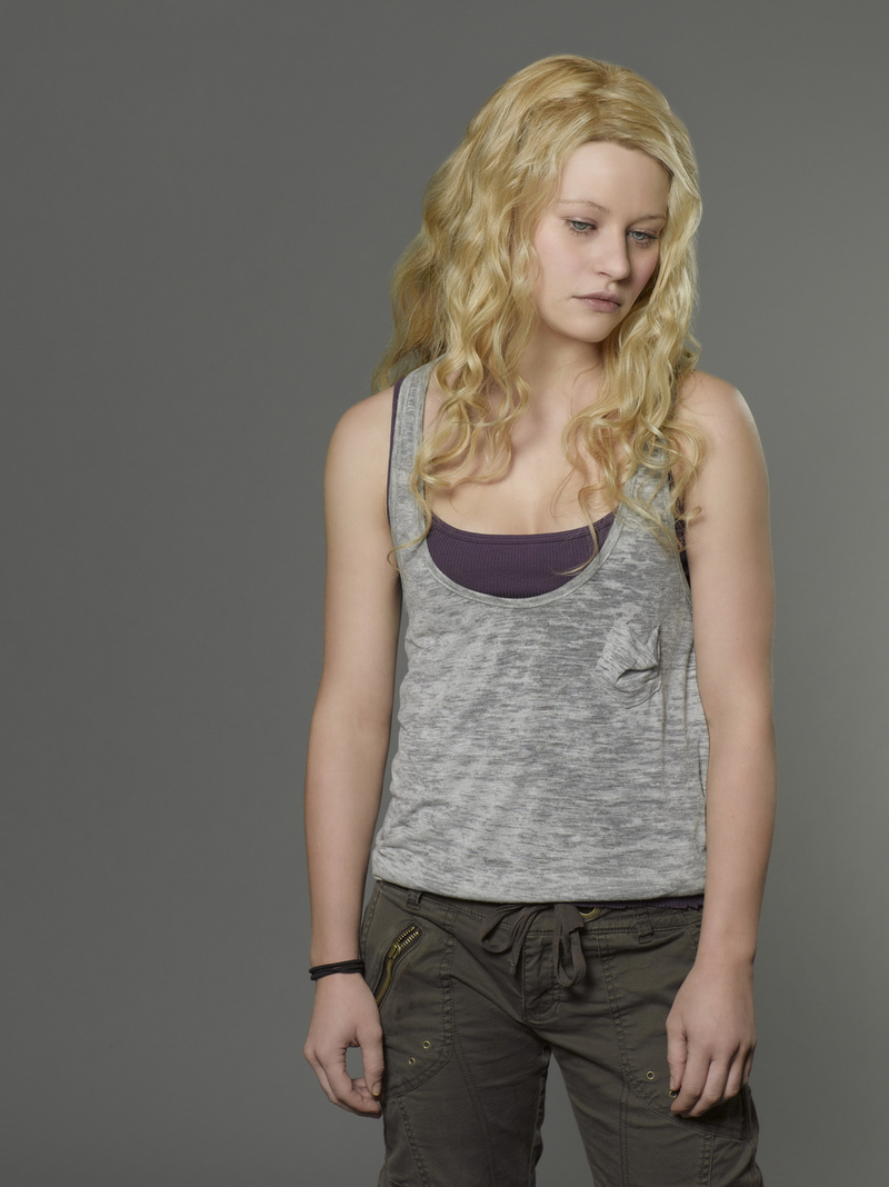 Emilie de Ravin - Foto 5