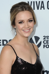 Billie Lourd - Poster 1