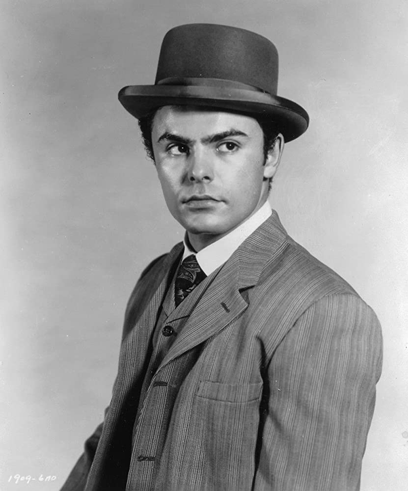 John Saxon - Foto 13