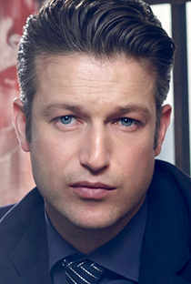 Peter Scanavino - Poster / Capa / Cartaz - Oficial 1