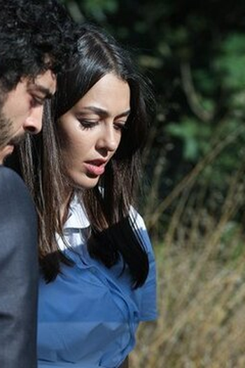 Poster de Episódio 8. Bölüm (2020)