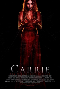 Carrie, a Estranha - Poster / Capa / Cartaz - Oficial 1