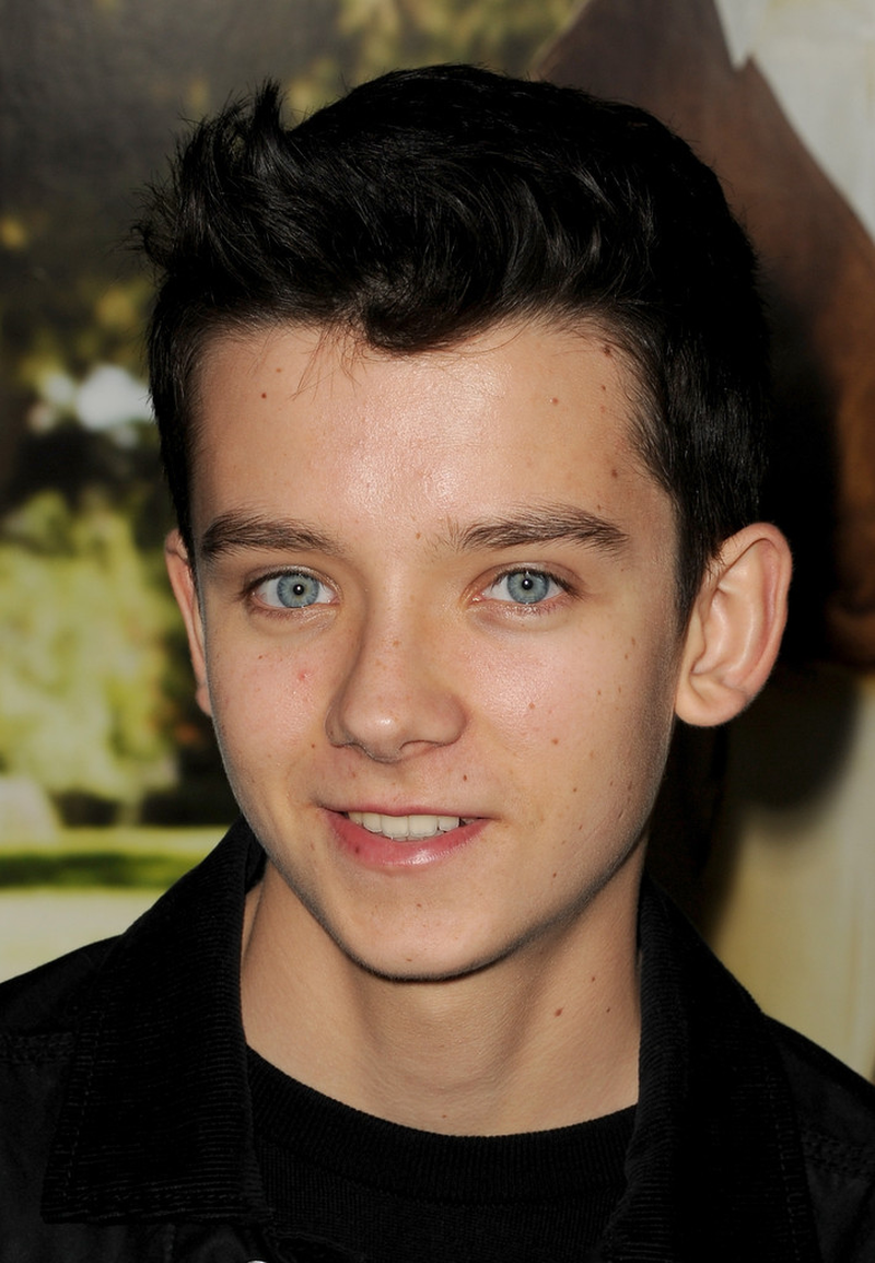 Asa Butterfield - Foto 3