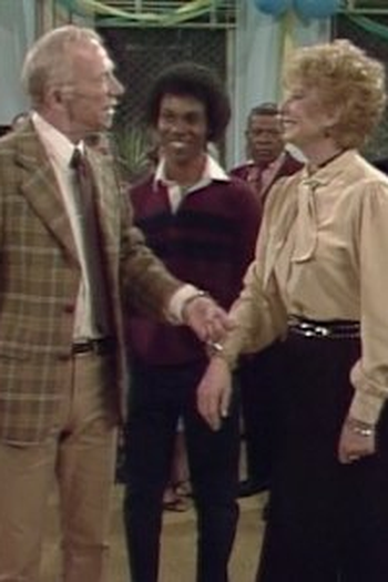 Poster de Episódio The Center (1984)