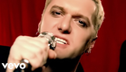 Chumbawamba - Tubthumping (Official Music Video)