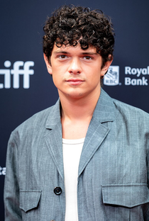 Noah Jupe - Poster 1