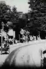 Panorama of Ealing from a Moving Tram (Panorama of Ealing from a Moving Tram)