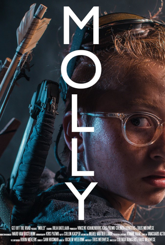 Poster 1 de Filme Molly Contra o Clã do Mal (2017)