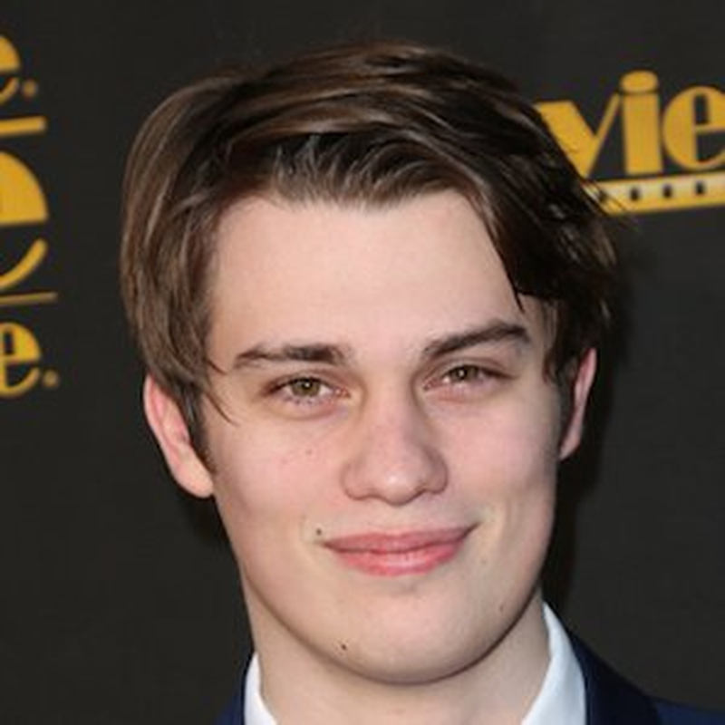 Nicholas Galitzine - Foto 10