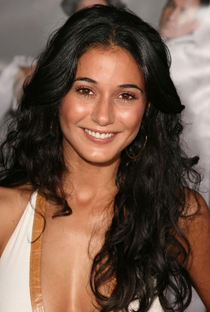Emmanuelle Chriqui - Poster / Capa / Cartaz - Oficial 1