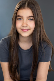 Eylul Guven - Poster / Capa / Cartaz - Oficial 1