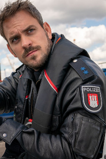 Poster de Episódio Einsatz Elbe 1 (2021)