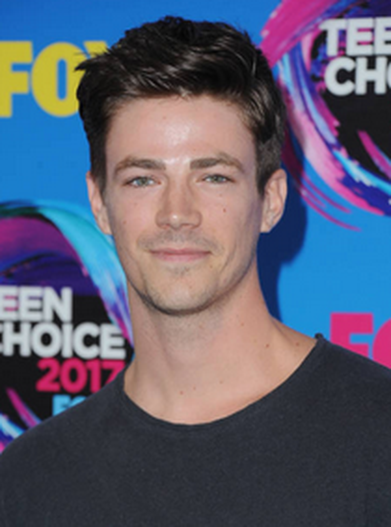 Grant Gustin - Foto 8