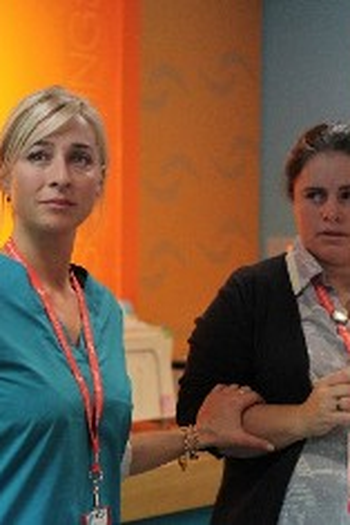 Poster de Episódio A New Miracle (2010)