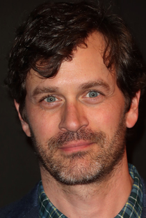 Tom Everett Scott - Poster 1