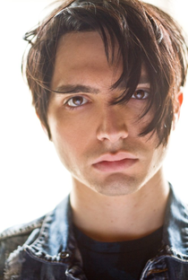 August Emerson - Poster / Capa / Cartaz - Oficial 1