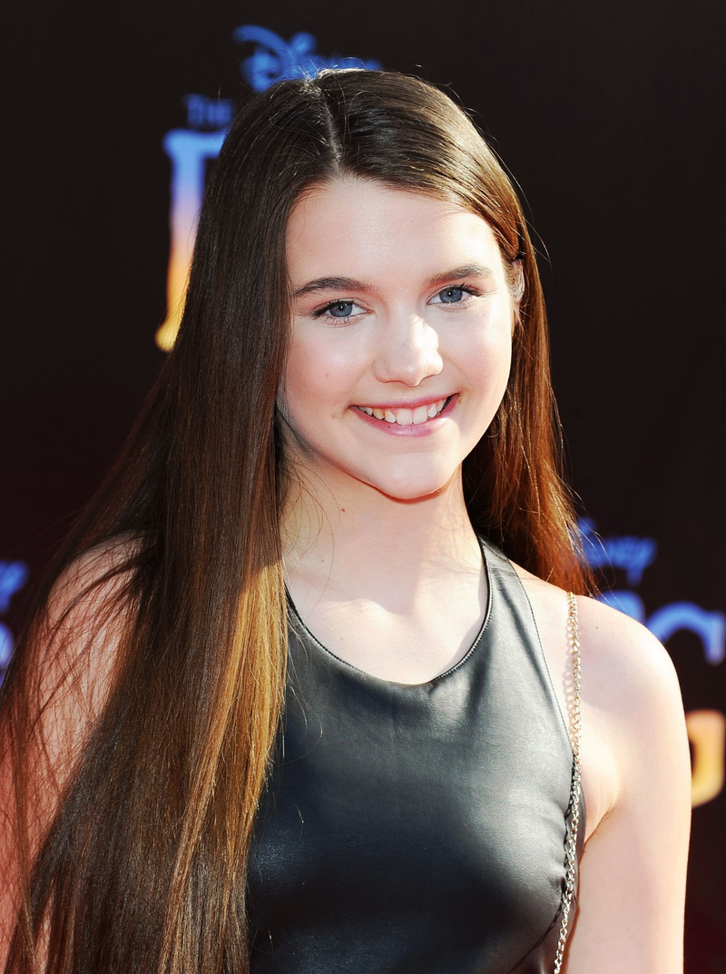 Chloe East - Foto 4