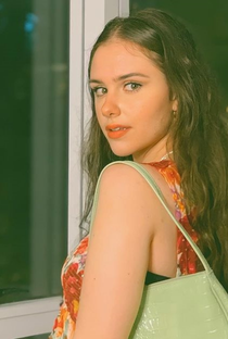 Clara Tiezzi - Poster / Capa / Cartaz - Oficial 1