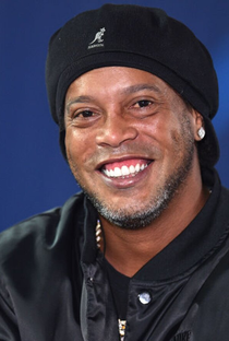 Ronaldinho Gaúcho - Poster 1