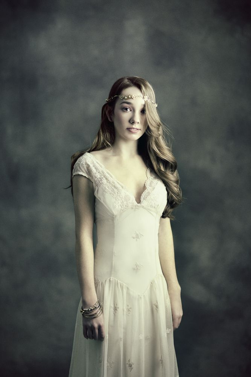 Holly Taylor - Foto 10