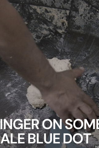 Poster 1 de Curta LINGER ON SOME PALE BLUE DOT (2017)