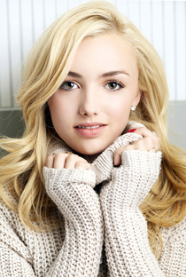 Peyton List (II) - Poster 2