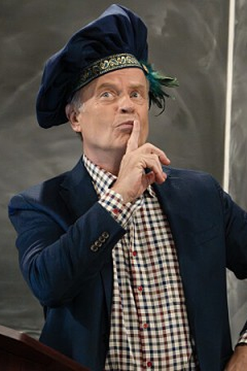 Poster de Episódio First Class (2023)