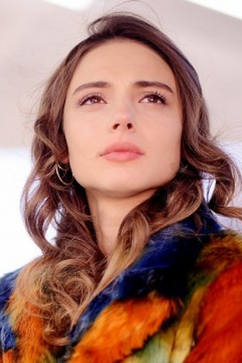 Poster de Episódio 18. Bölüm (2020)