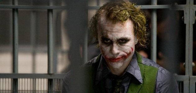 Pai de Heath Ledger fala sobre o culpado pela morte de seu filho