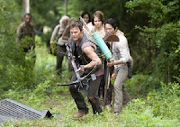 Trash BR: Novas fotos da terceira temporada de “The Walking Dead “