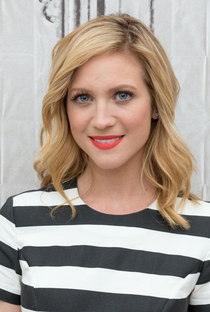 Brittany Snow - Poster 1