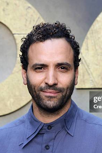 Marwan Kenzari - Poster 1