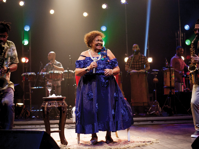 Foto 1 de Dona Onete - Flor de Lua