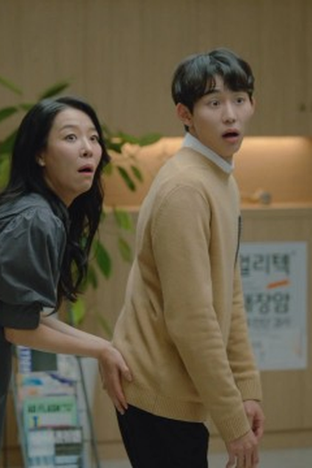 Poster de Episódio 중고로운 병원나라 (2022)
