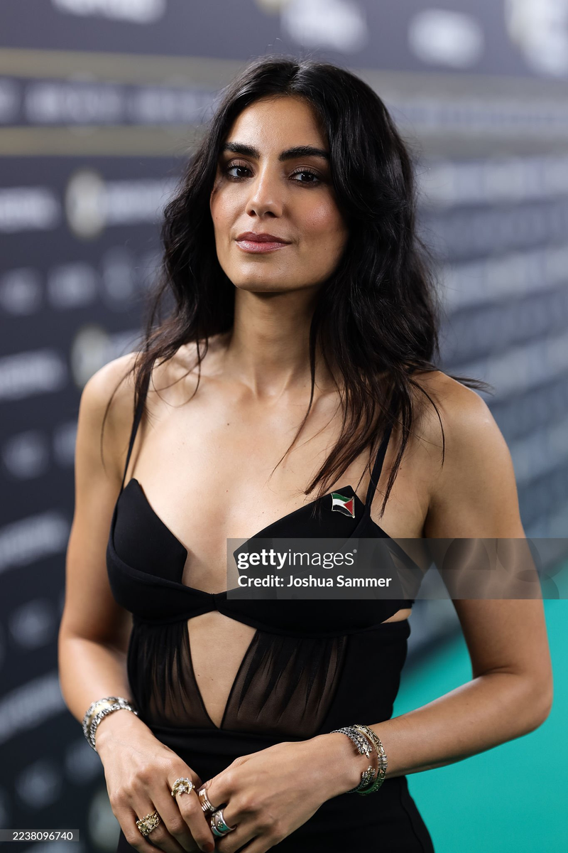 Aiysha Hart - Foto 2