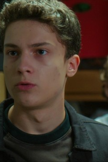 Poster de Episódio 2. Bölüm (None)