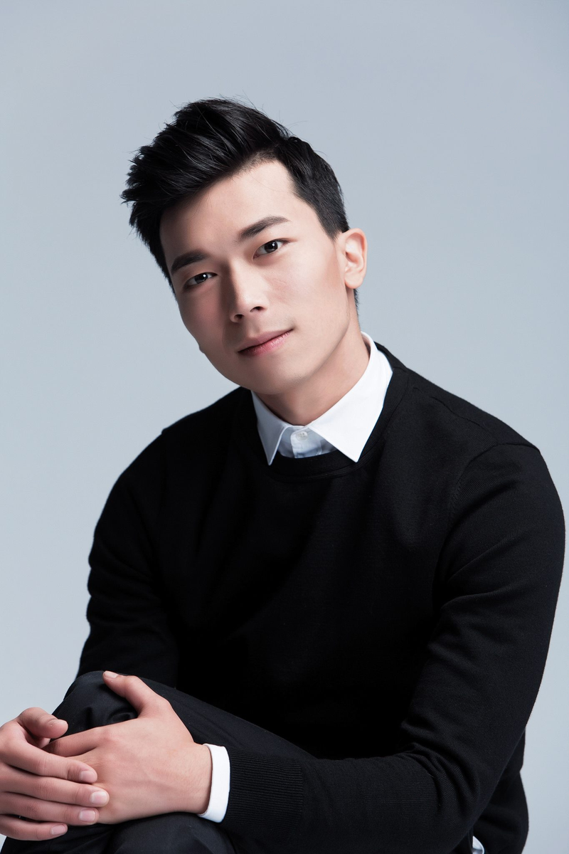Stone Yang - Foto 1