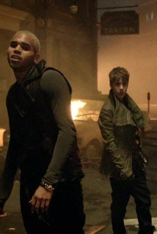 Poster 1 de Curta Chris Brown feat. Justin Bieber: Next to You (2011)