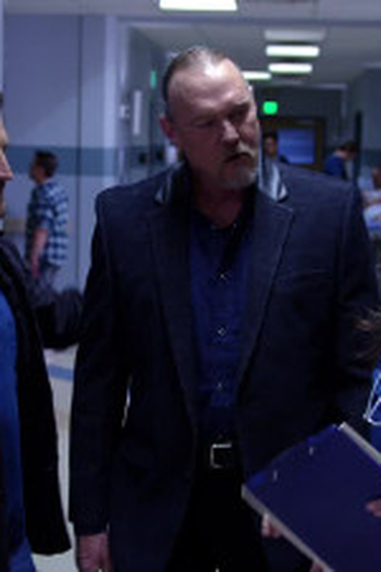 Poster de Episódio Moving On (2015)