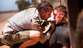 Robert Pattinson bem diferente de Edward, no 1º trailer de 'The Rover'