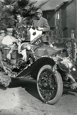 The Sleuths at the Floral Parade (The Sleuths at the Floral Parade)