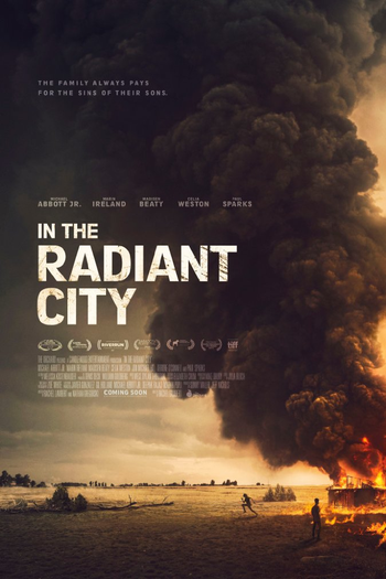 Poster de Filme In the Radiant City (2016)