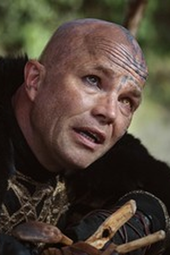 Poster de Episódio East vs West (2017)