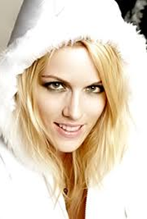 Suzi Lorraine - Poster / Capa / Cartaz - Oficial 1