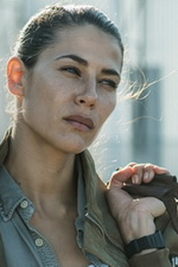 Poster de Episódio Surrender (2019)