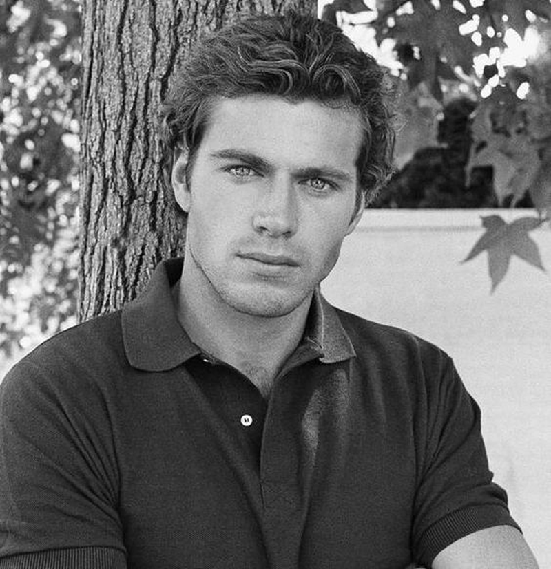Jon-Erik Hexum - Foto 10