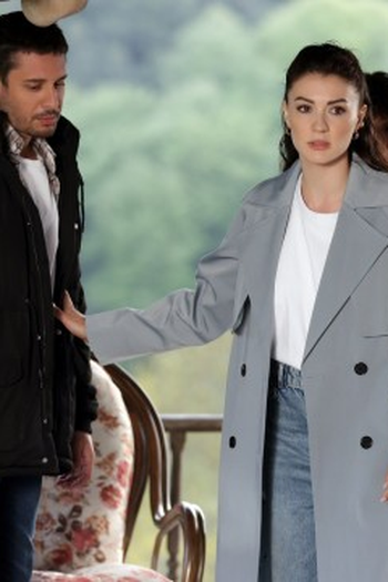 Poster de Episódio 8. Bölüm (2023)