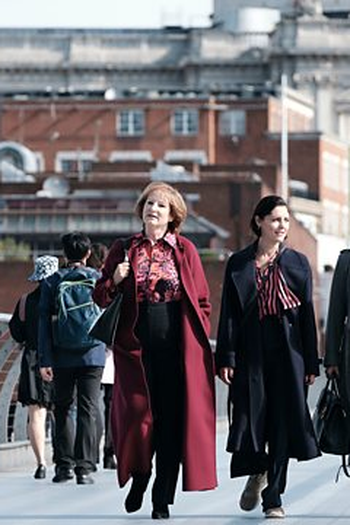 Poster de Episódio Episode 6 (2020)